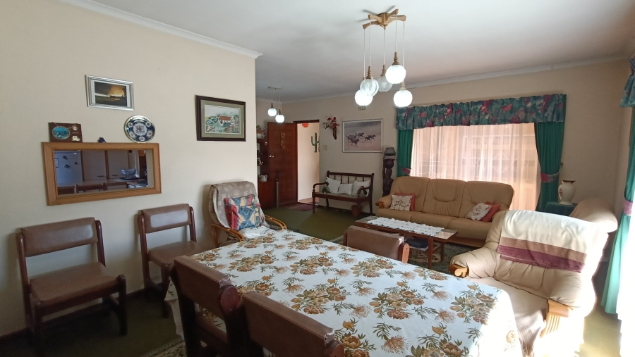 3 Bedroom Property for Sale in Rosedale Western Cape